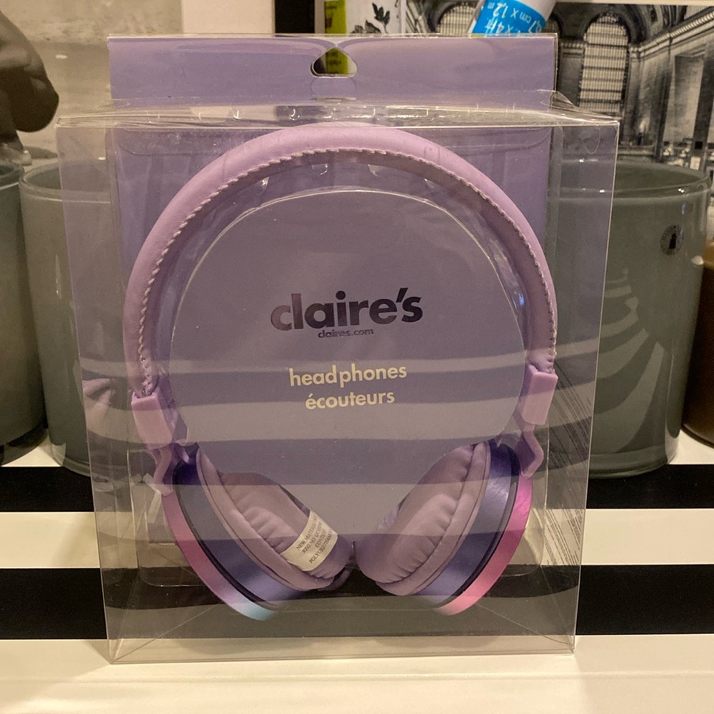 Claire’s Headphones, New In Box